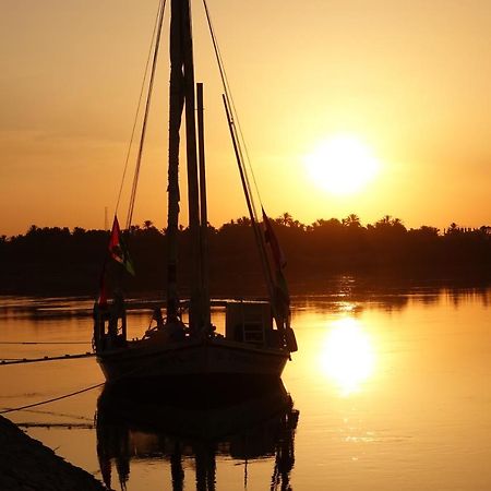 فندق Jj Jamaica Felucca أسوان المظهر الخارجي الصورة